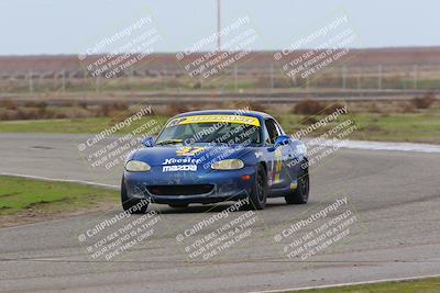 media/Jan-15-2023-CalClub SCCA (Sun) [[40bbac7715]]/Group 7/Qualifying (Sweeper)/